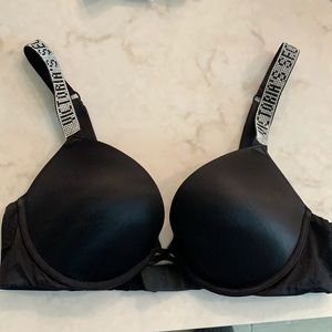 Victoria’s Secret Very Sexy Push Up bra